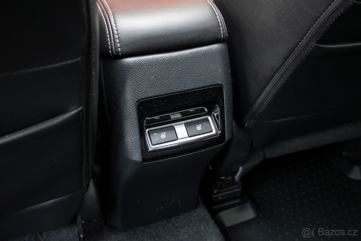 2018 Subaru FORESTER - 17