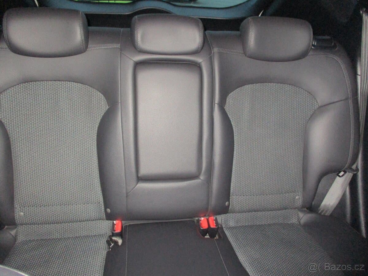 2011 Hyundai ix35 - 17