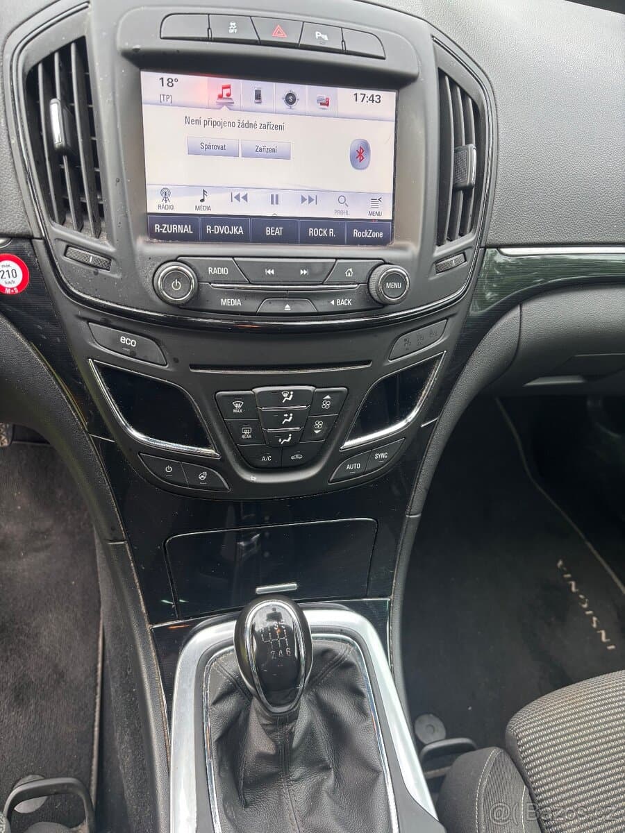 2016 Opel INSIGNIA - 17
