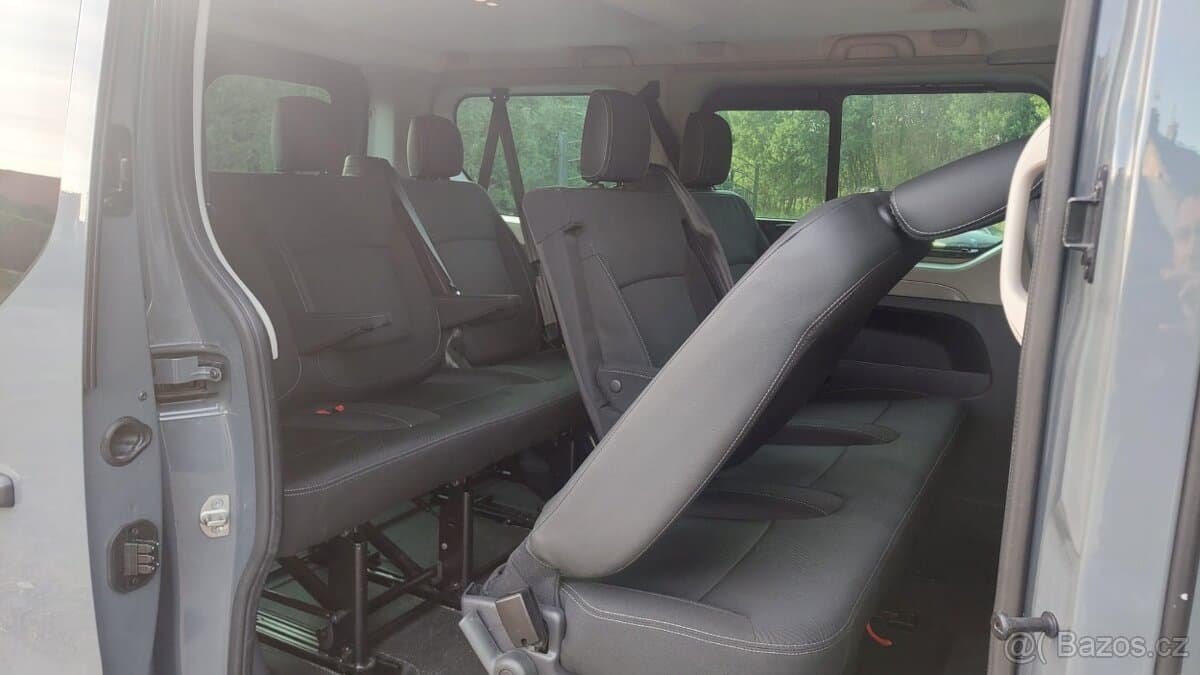 2023 Renault TRAFIC - 17