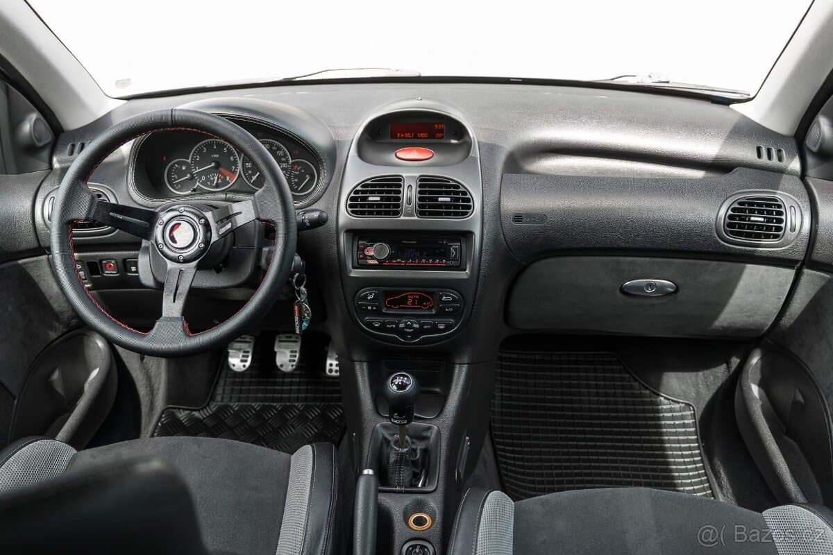 2004 Peugeot 206 - 17