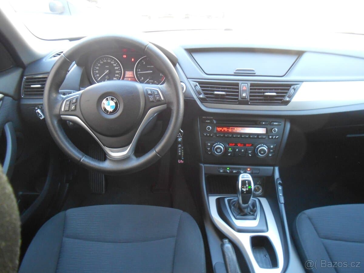 2015 BMW X1 - 17