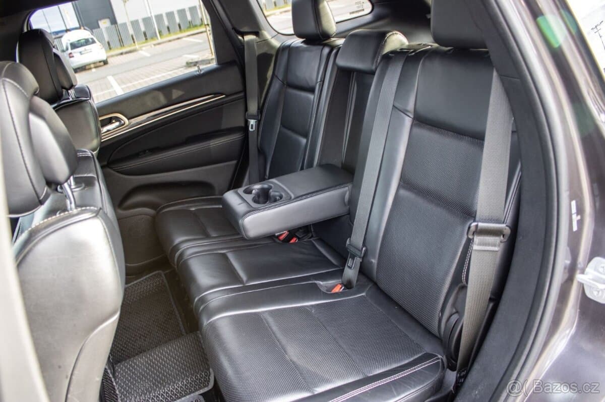 2015 Jeep CHEROKEE - 17