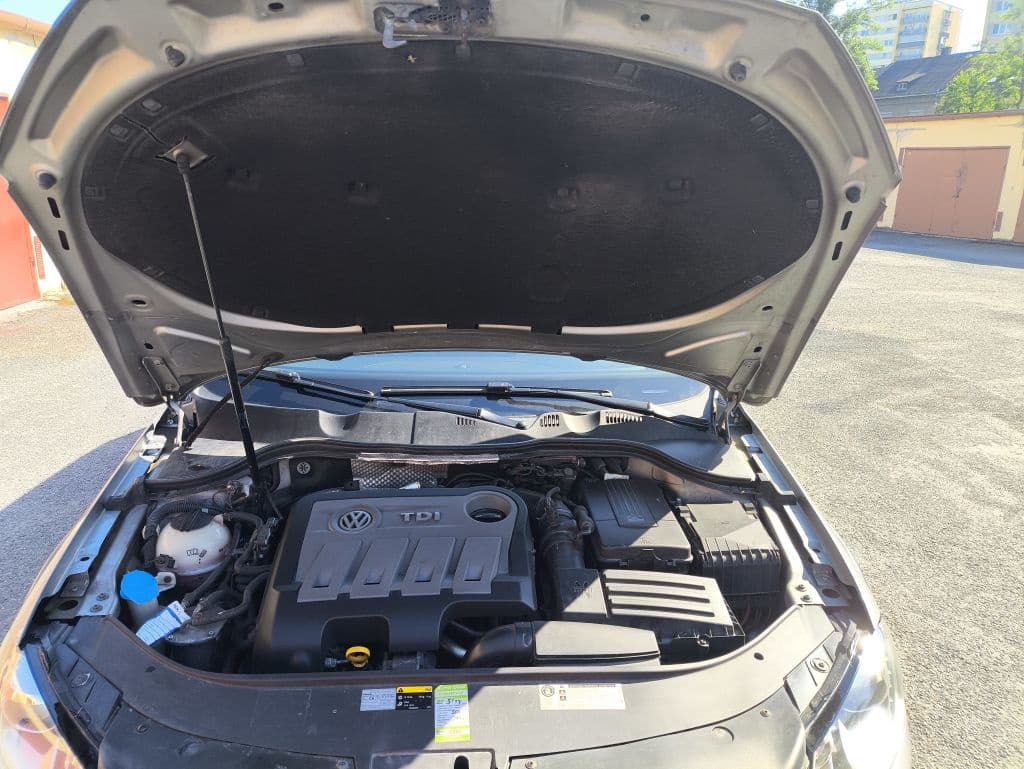 2014 Volkswagen PASSAT - 17