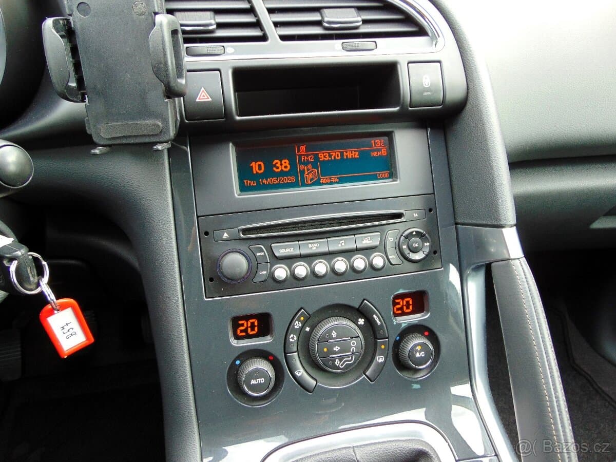2012 Peugeot 3008 - 17