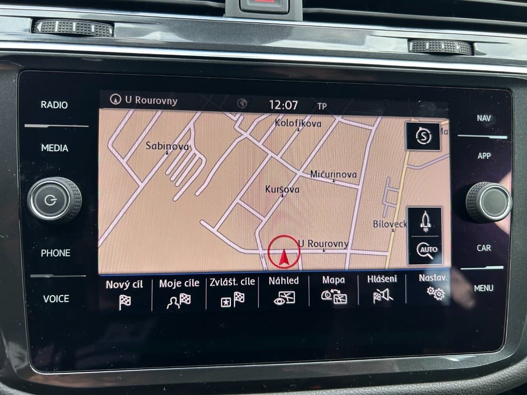2018 Volkswagen TIGUAN - 17