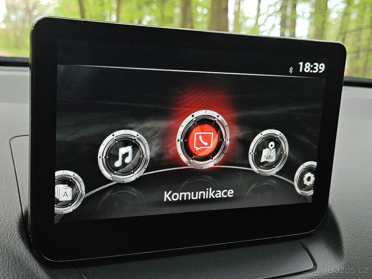 2022 Mazda 2 - 17