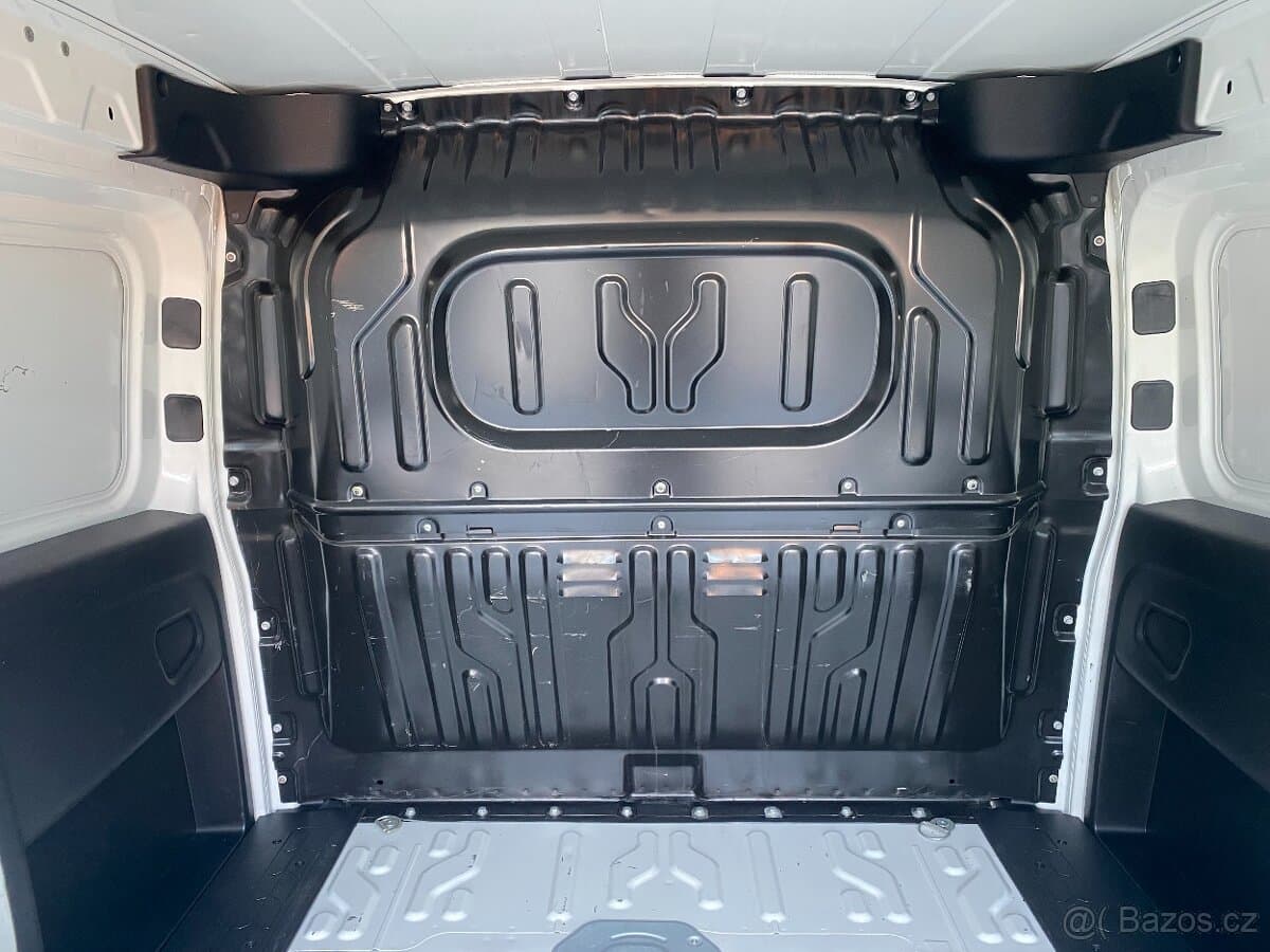 Fiat DOBLO - 17