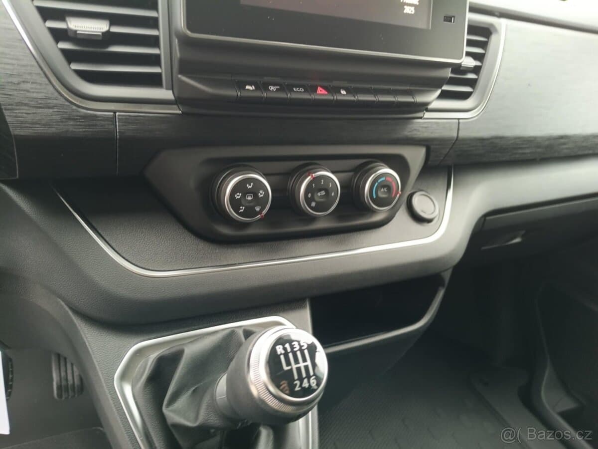 Renault TRAFIC - 17