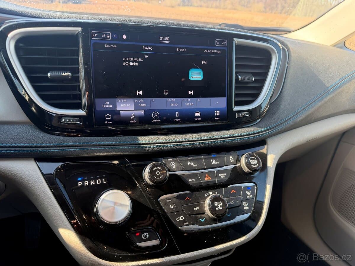 Chrysler PACIFICA - 17