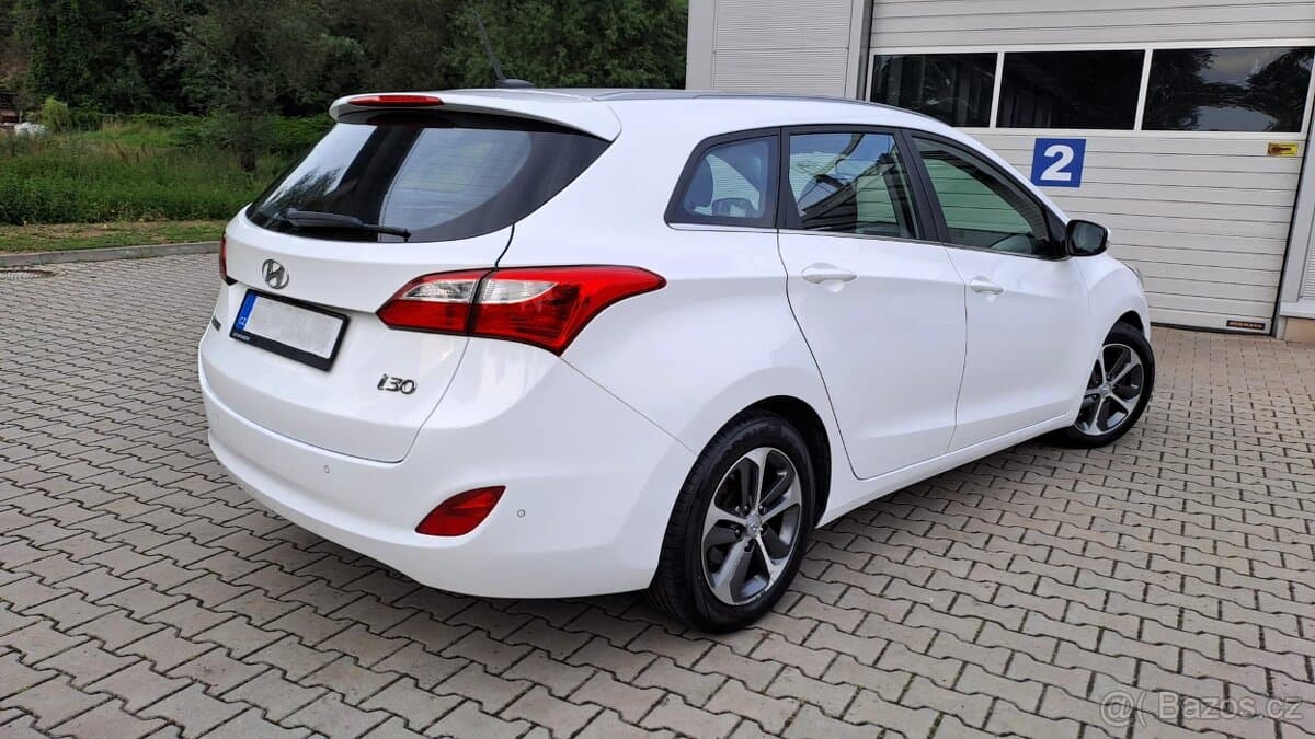 2017 Hyundai i30 - 17