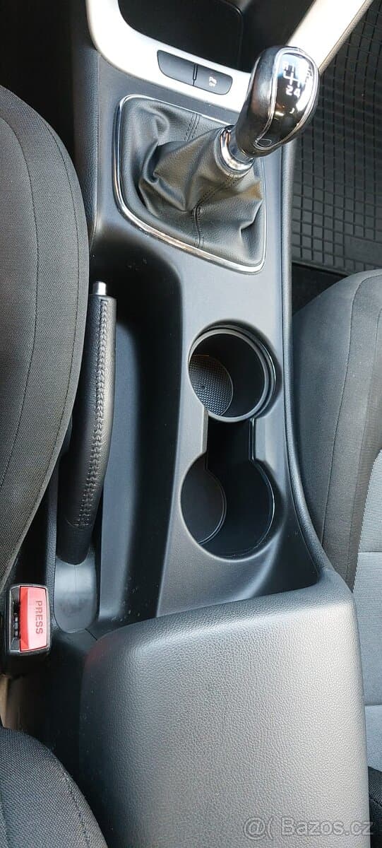 2012 Kia PROCEED - 17