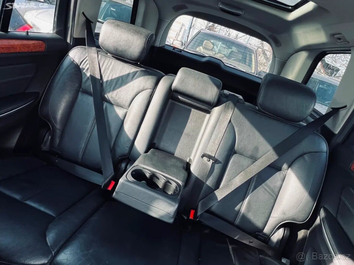 Mercedes-Benz GL - 17
