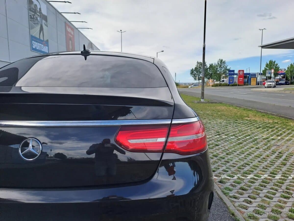 2017 Mercedes-Benz GLE - 17