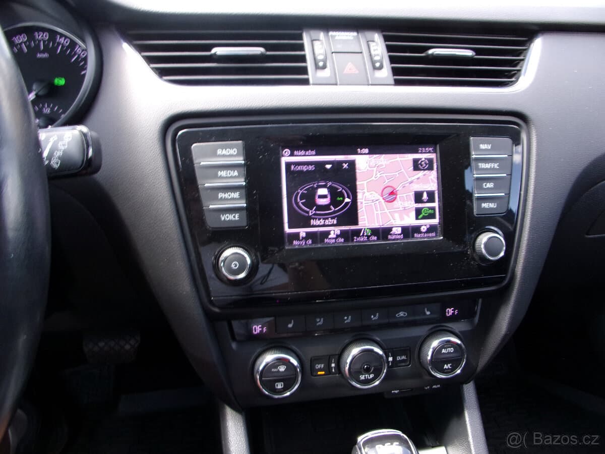 2013 Škoda OCTAVIA - 17