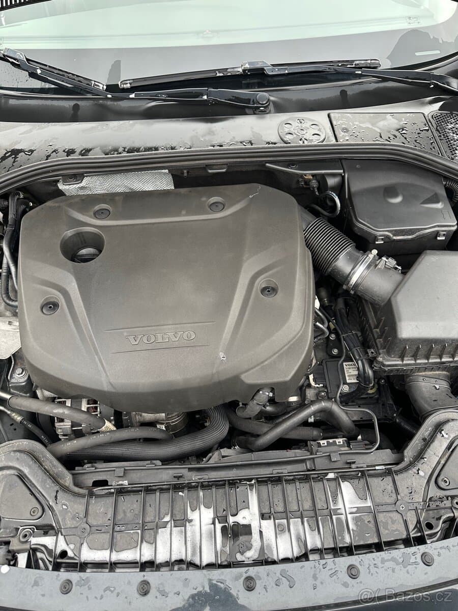 2016 Volvo S60 - 17