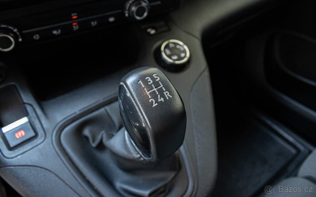 2019 Peugeot PARTNER - 17