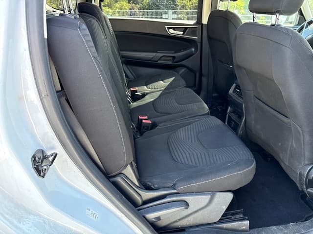 Ford S-MAX - 17