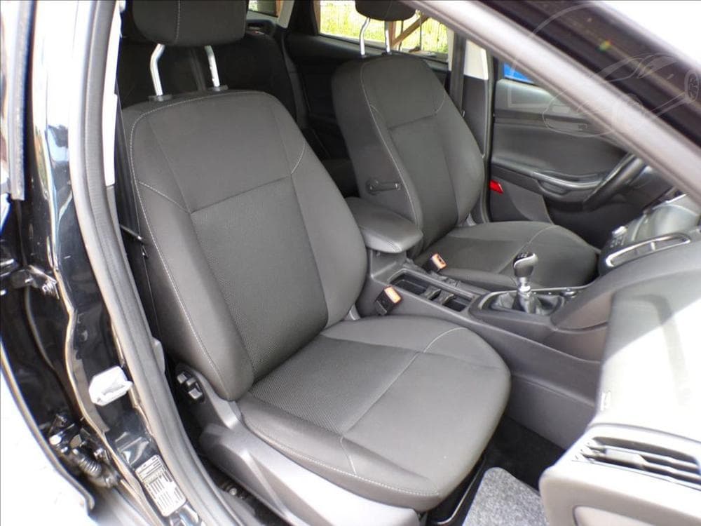 2015 Ford FOCUS - 17