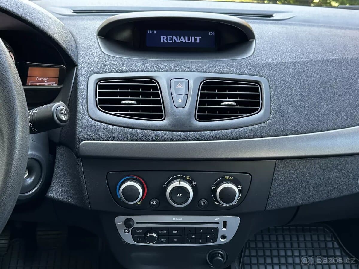 2013 Renault FLUENCE - 17