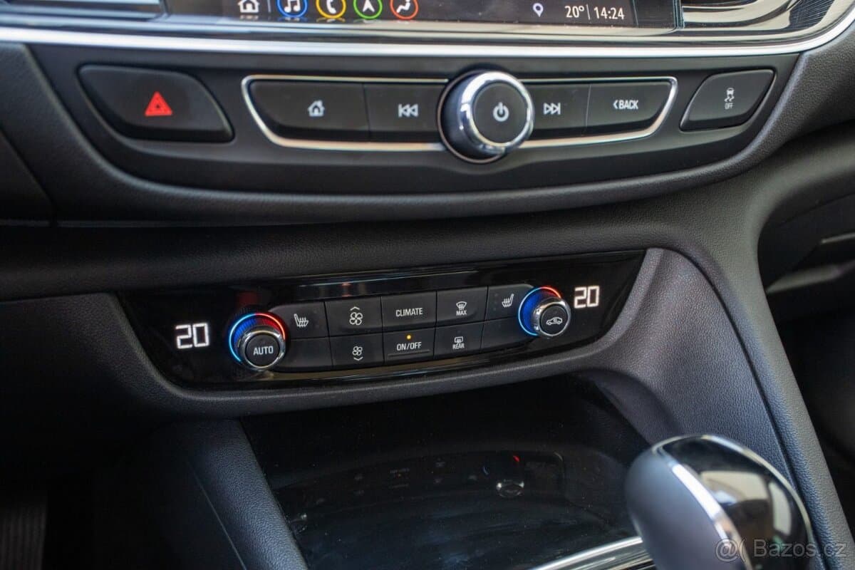 2020 Opel INSIGNIA - 17
