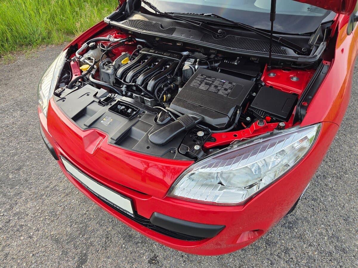 2011 Renault MEGANE - 17