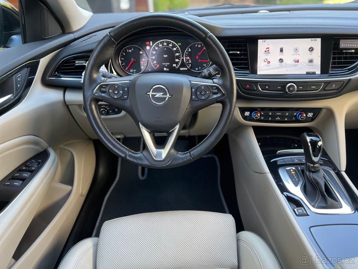 2018 Opel INSIGNIA - 17