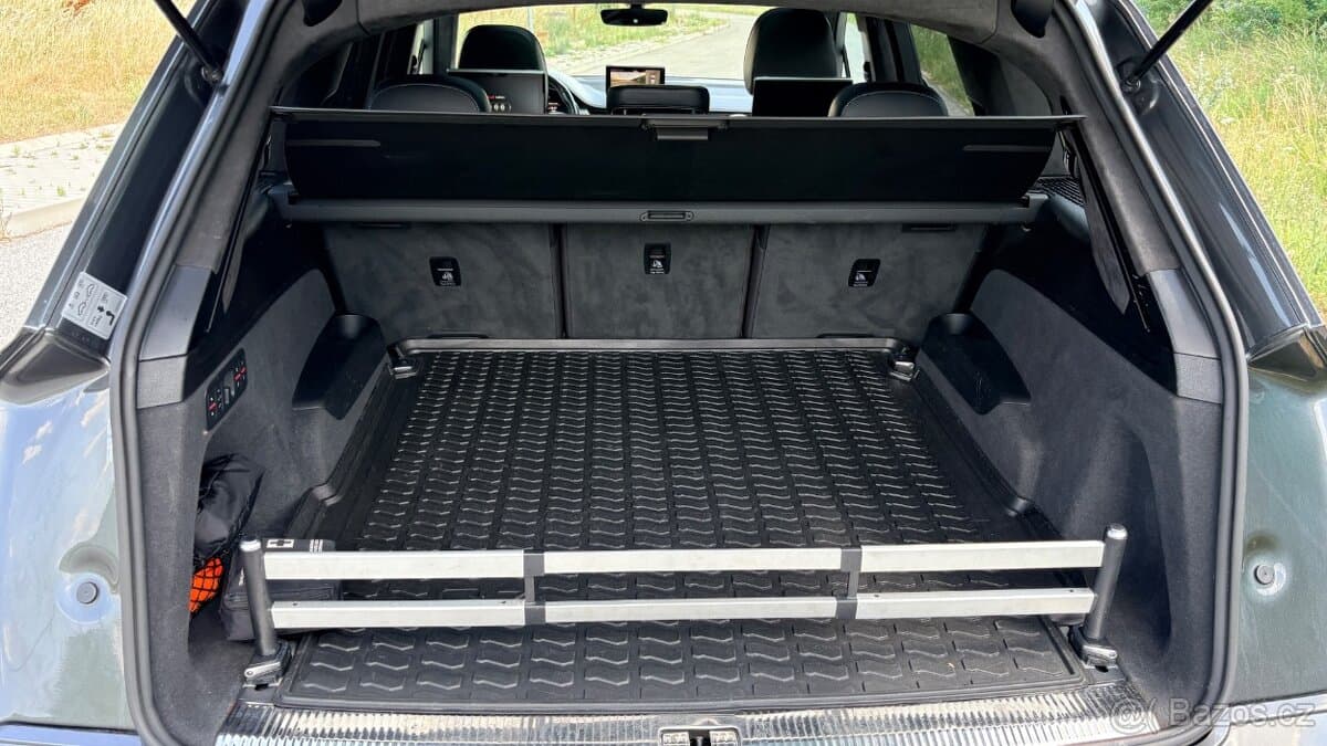 2016 Audi SQ7 - 17