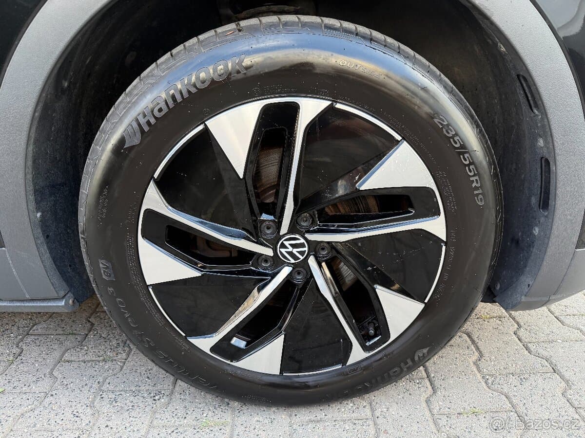 2022 Volkswagen ID.4 - 17
