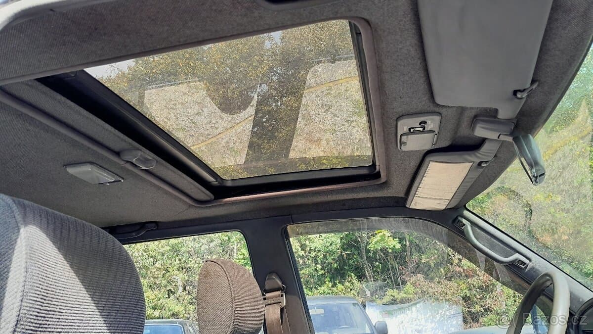 1992 Toyota 4RUNNER - 17