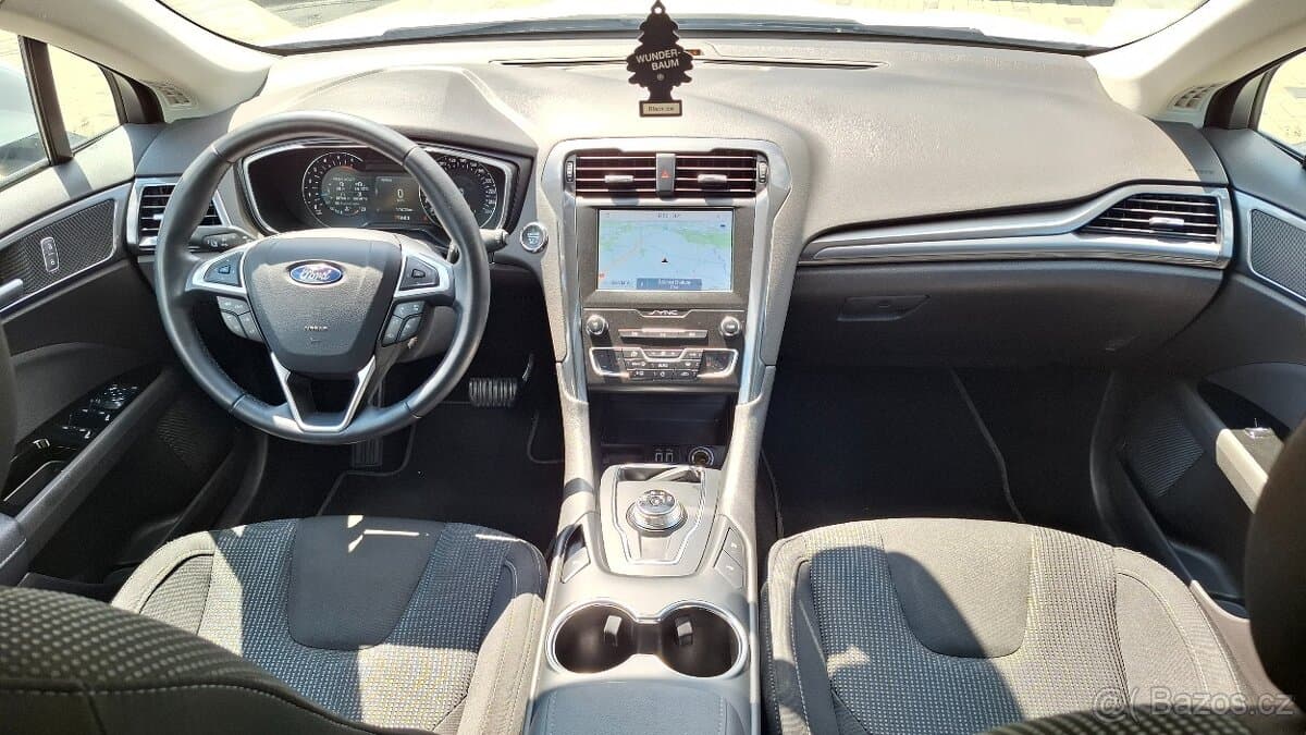 2021 Ford MONDEO - 17