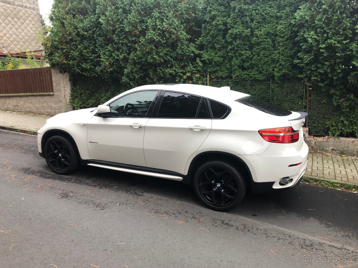 2012 BMW X6 - 17
