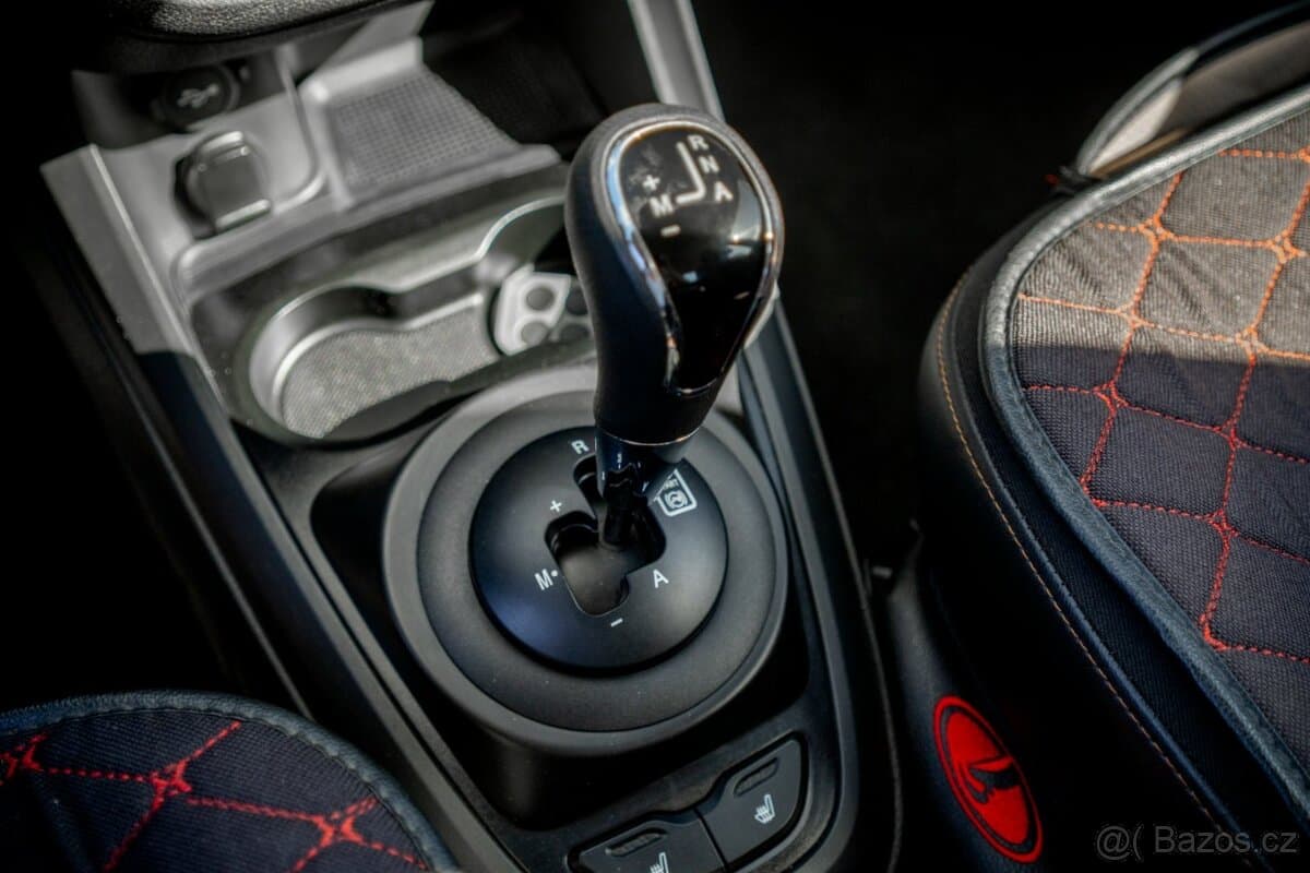2018 Lada VESTA - 17