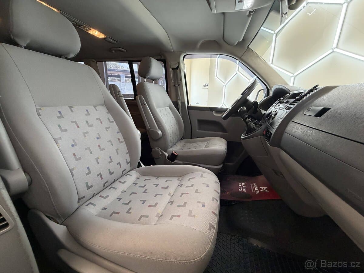 2004 Volkswagen TRANSPORTER - 17