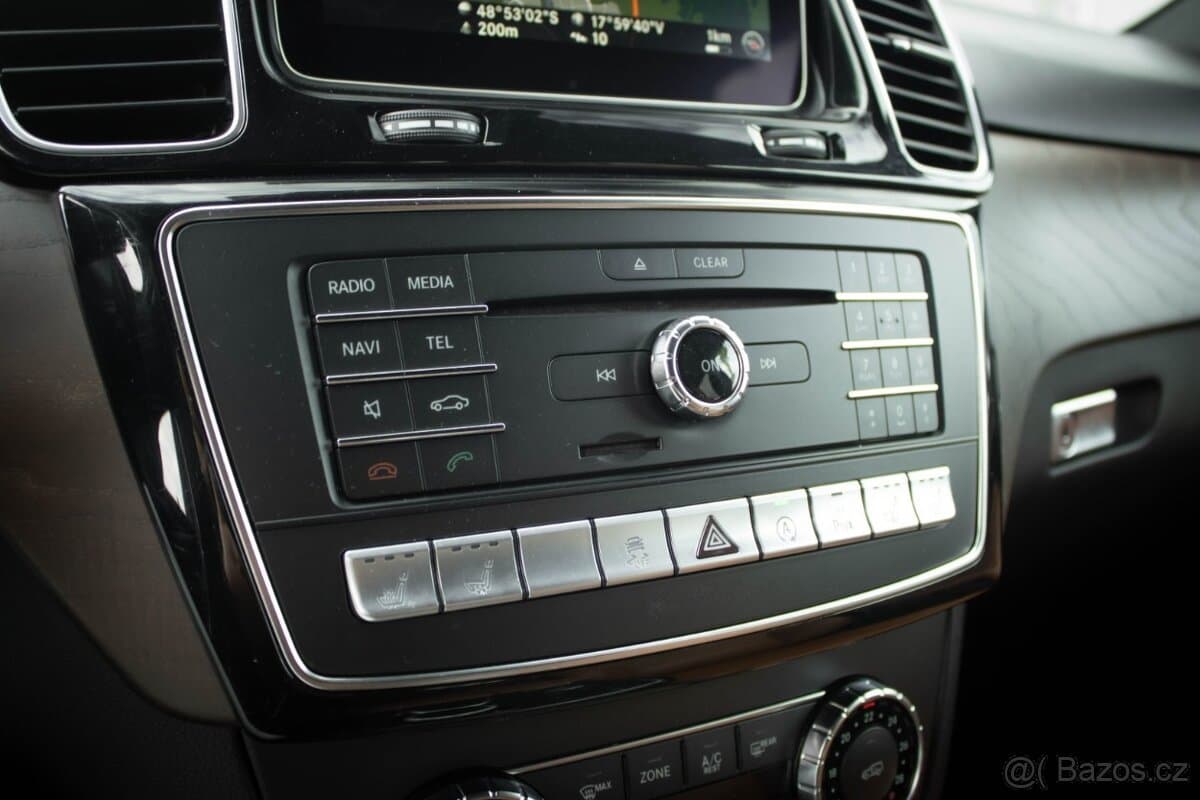 2016 Mercedes-Benz GL - 17