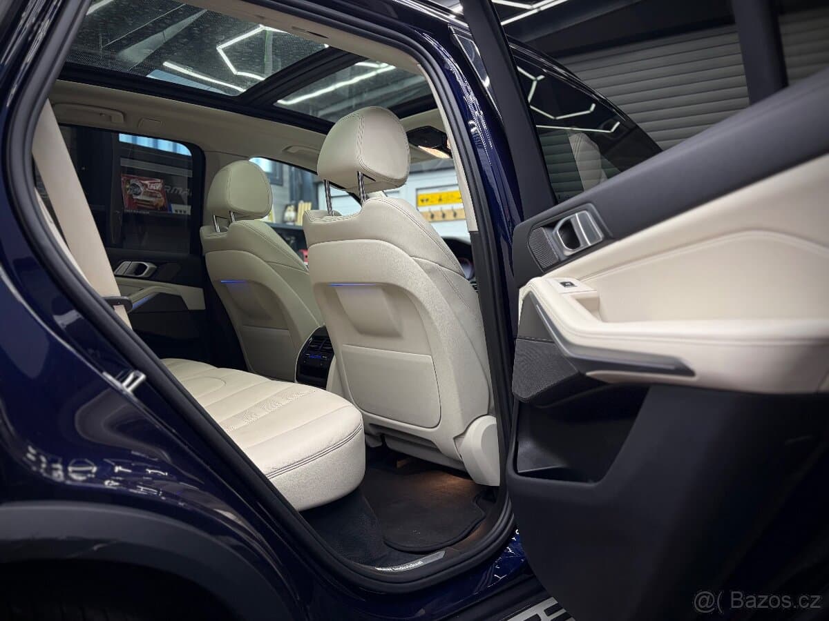 2019 BMW X5 - 17