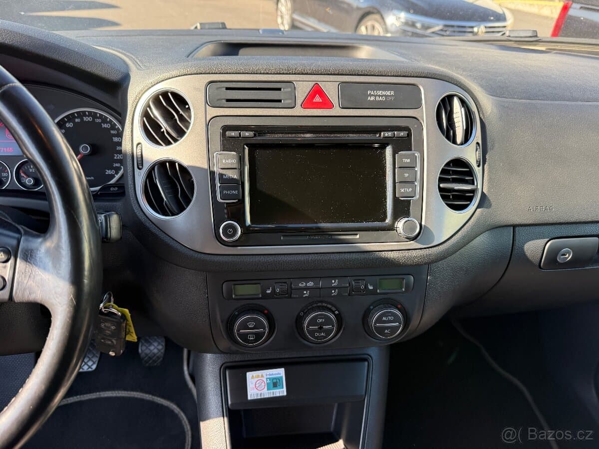 2009 Volkswagen TIGUAN - 17