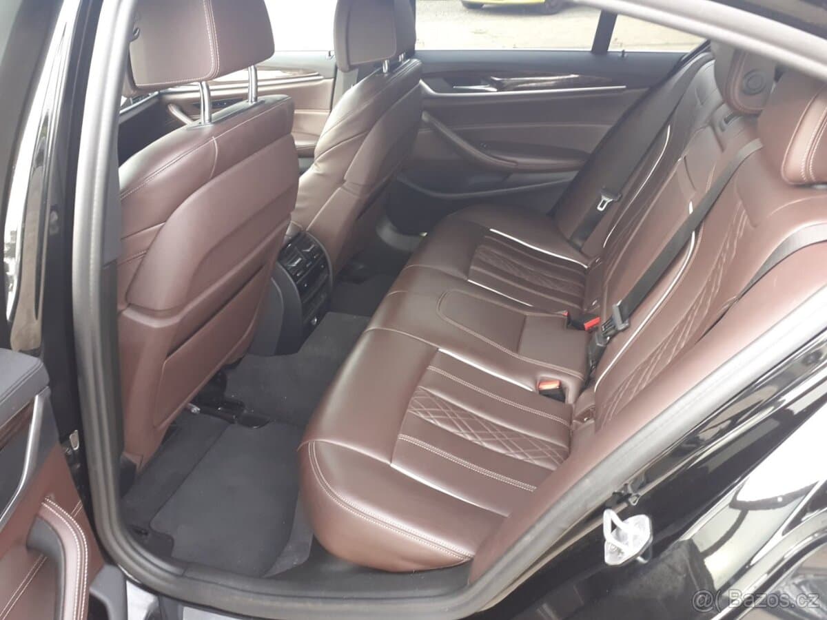 2019 BMW 5-SERIES - 17