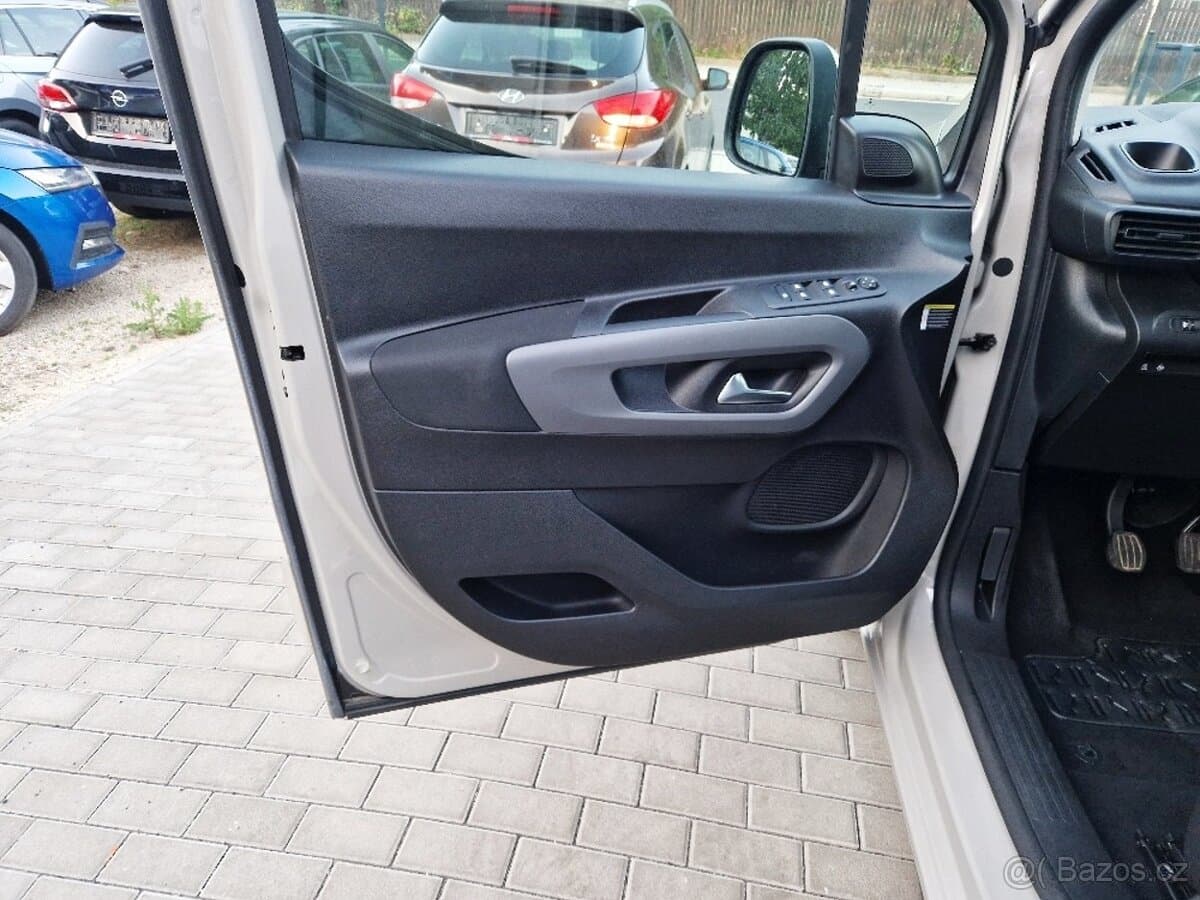 2020 Toyota PROACE - 17