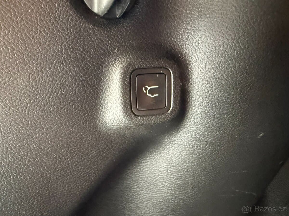 2018 Jeep COMPASS - 17