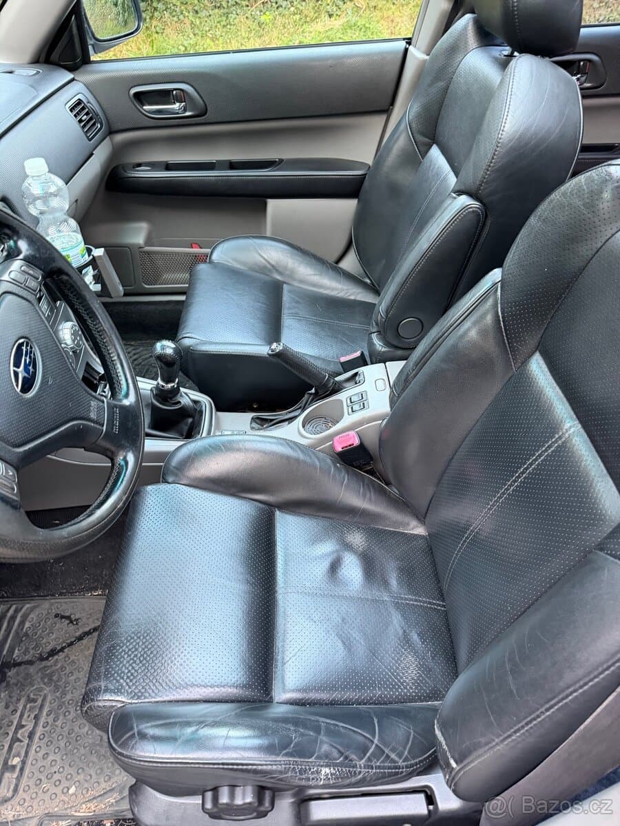 2005 Subaru FORESTER - 17