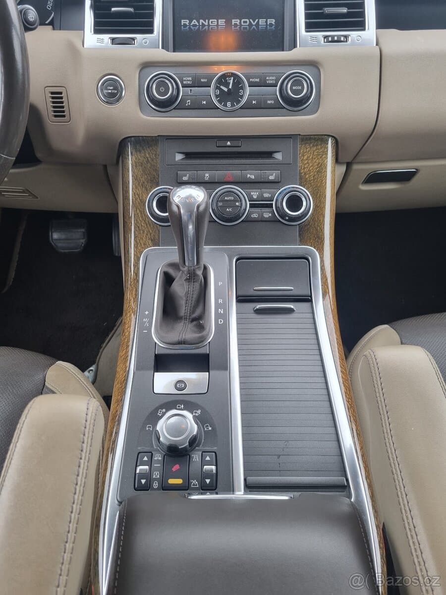 2011 Land Rover RANGE ROVER SPORT - 17