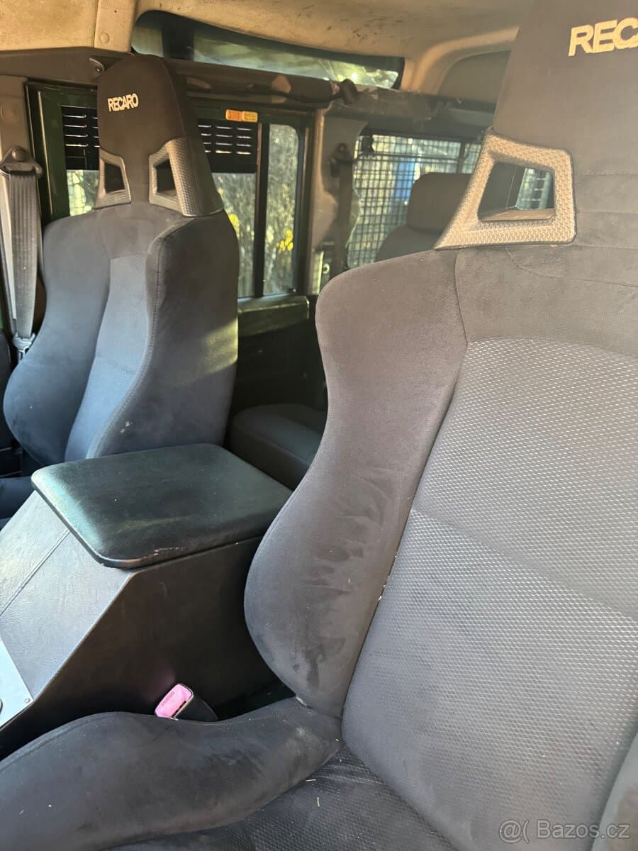 2001 Land Rover DEFENDER - 17