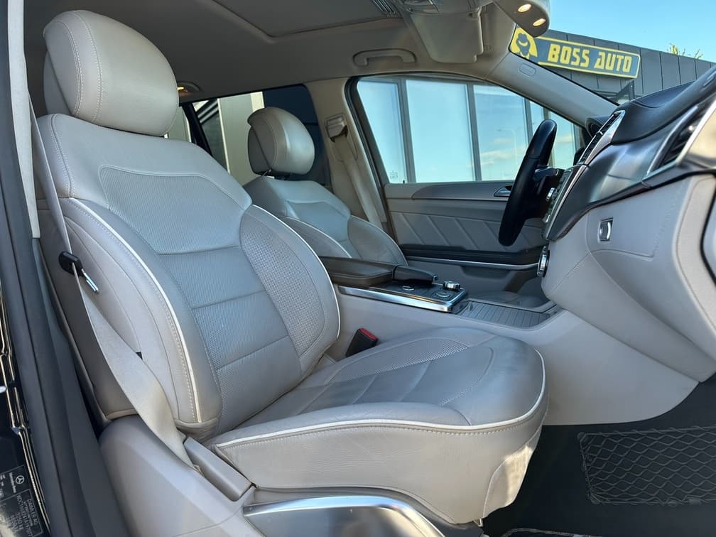 2013 Mercedes-Benz GL - 17