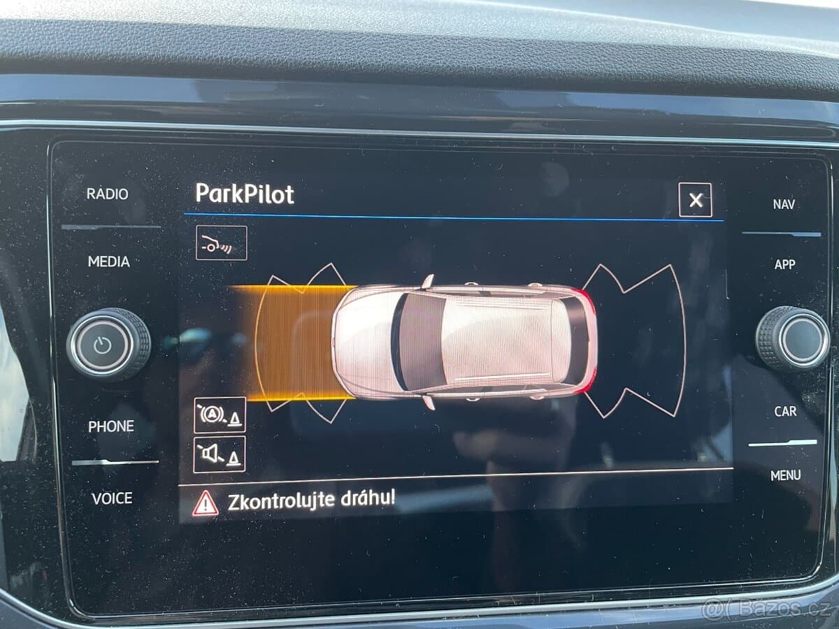2019 Volkswagen T-ROC - 17