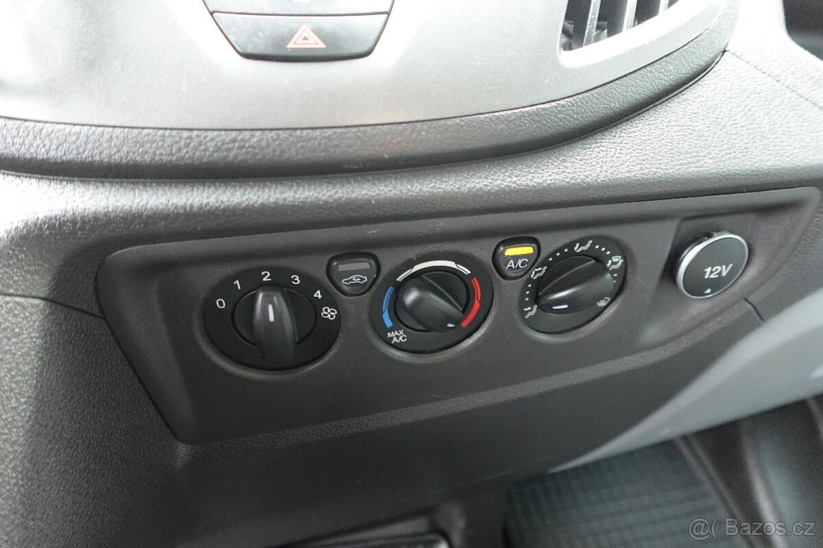2017 Ford TRANSIT - 17