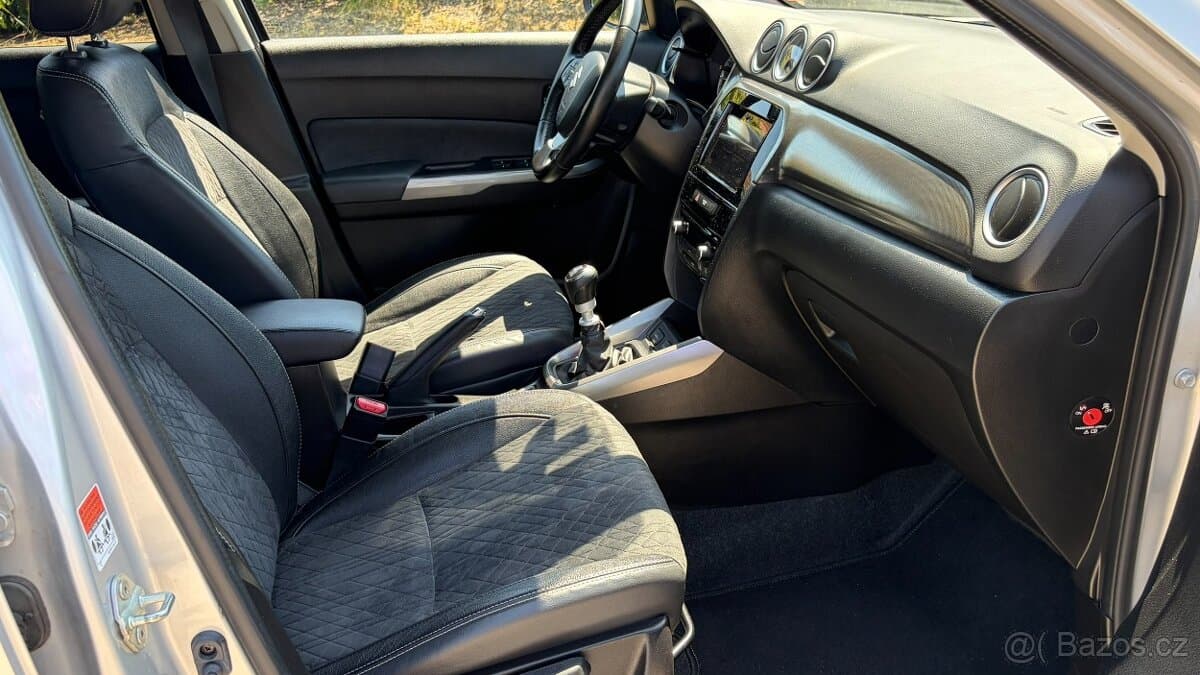 2018 Suzuki VITARA - 17