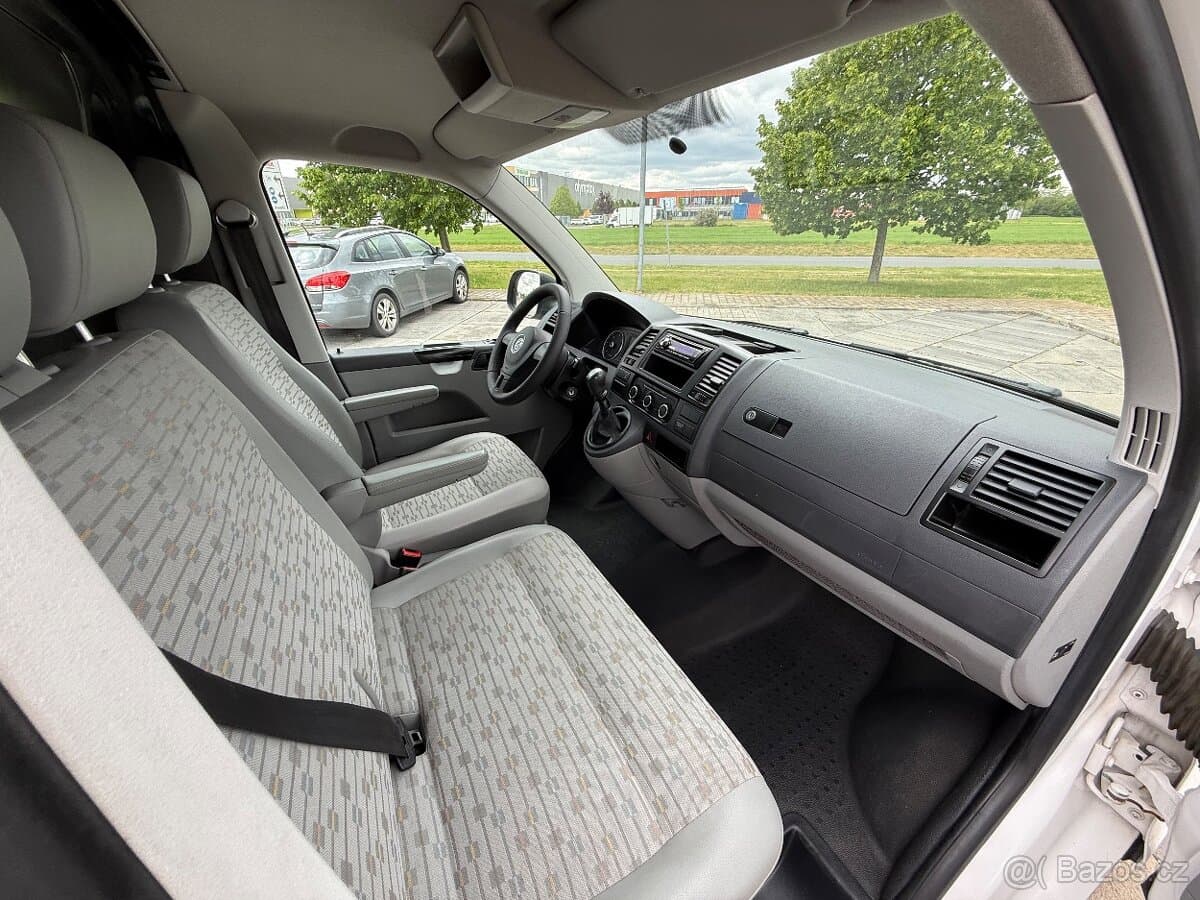 2013 Volkswagen TRANSPORTER - 17