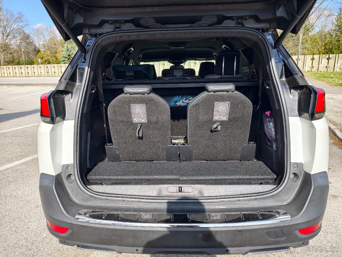 2019 Peugeot 5008 - 17