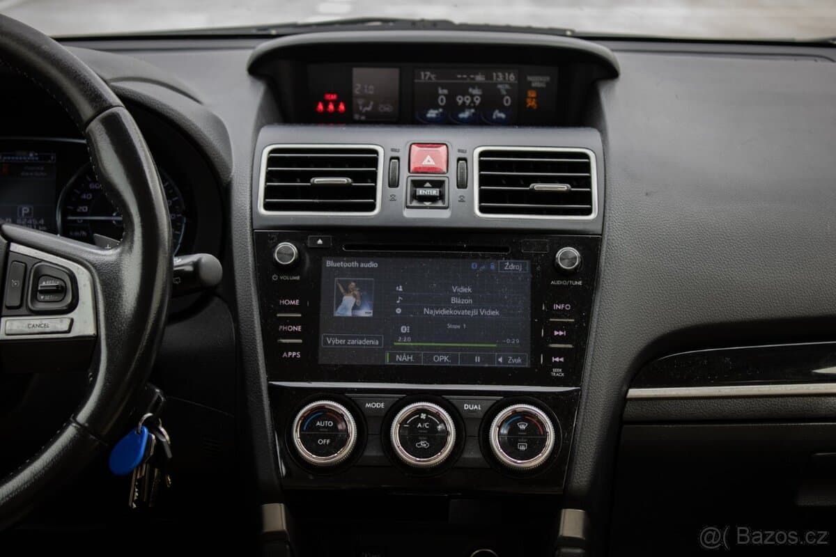 2017 Subaru FORESTER - 17